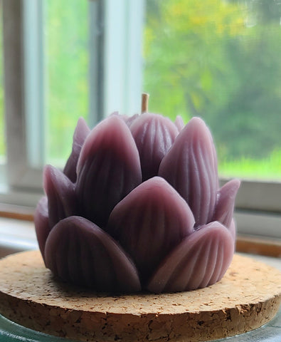 Beeswax Purple Lotus Candle